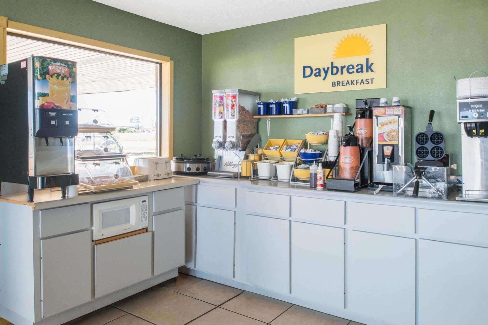 Days Inn By Wyndham Mountain Grove מראה חיצוני תמונה